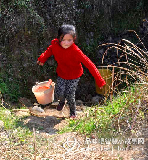 11歲微笑妹妹陳禮燕照顧病重父撐起一個家-平凡人不平凡的故事_平凡人感人小故事
