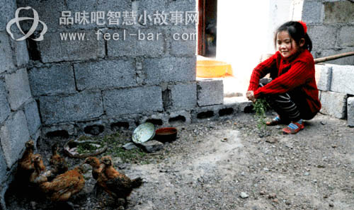 11歲微笑妹妹陳禮燕照顧病重父撐起一個家-平凡人不平凡的故事_平凡人感人小故事