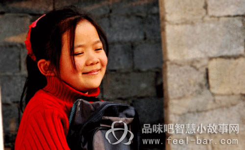 11歲微笑妹妹陳禮燕照顧病重父撐起一個家-平凡人不平凡的故事_平凡人感人小故事