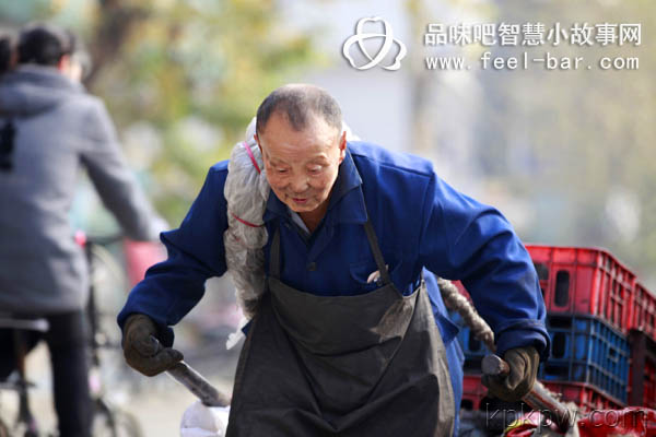 感動中國的81歲賣煤翁陸松芳-平凡人不平凡的故事_平凡人不平凡_平凡人感人小故事