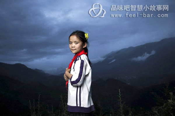 11歲微笑妹妹陳禮燕照顧病重父撐起一個家-平凡人不平凡的故事_平凡人感人小故事