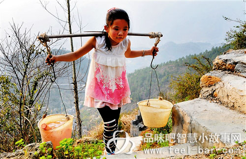11歲微笑妹妹陳禮燕照顧病重父撐起一個家-平凡人不平凡的故事_平凡人感人小故事